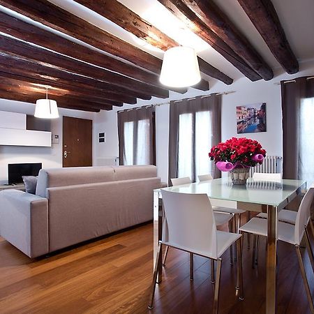 Good Wine Apartments Venesia Ruang foto