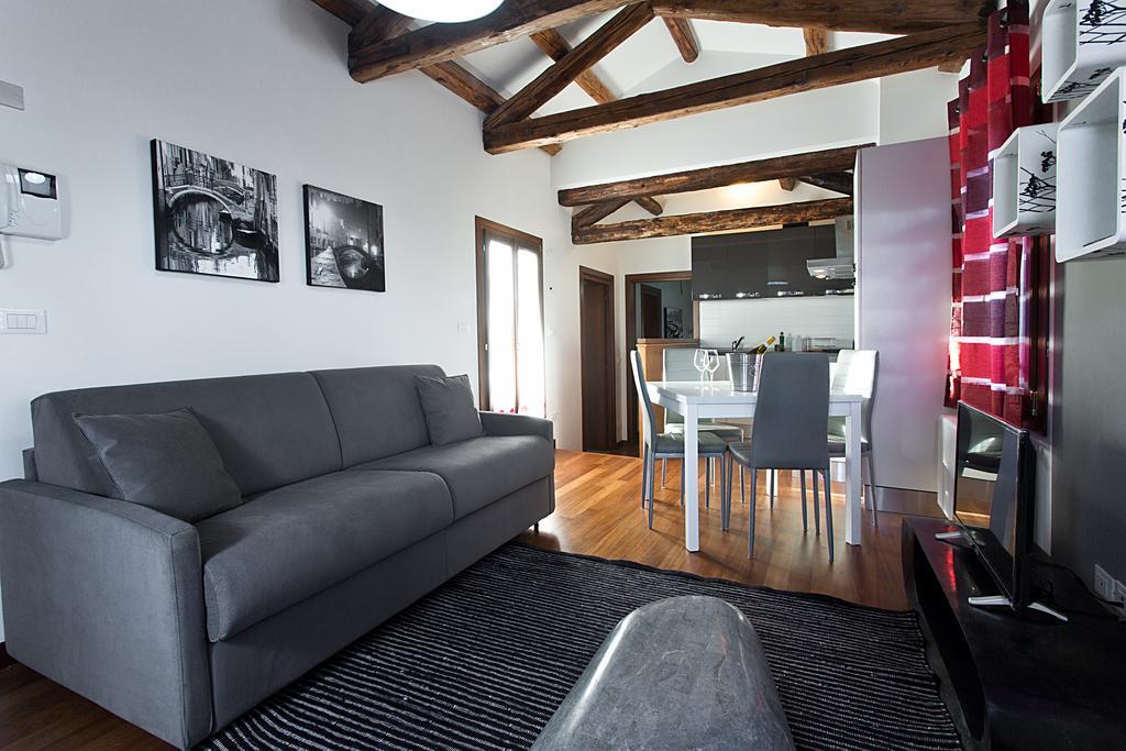 Good Wine Apartments Venesia Ruang foto