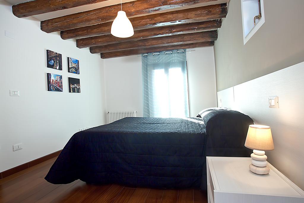 Good Wine Apartments Venesia Ruang foto