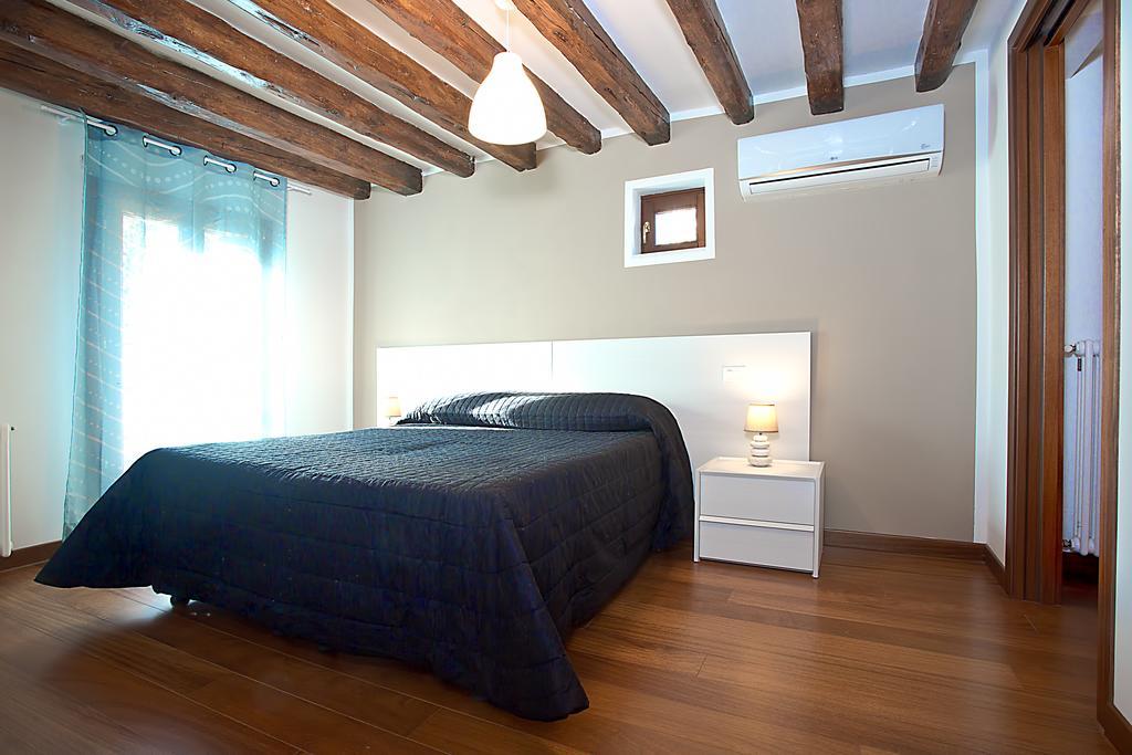 Good Wine Apartments Venesia Ruang foto