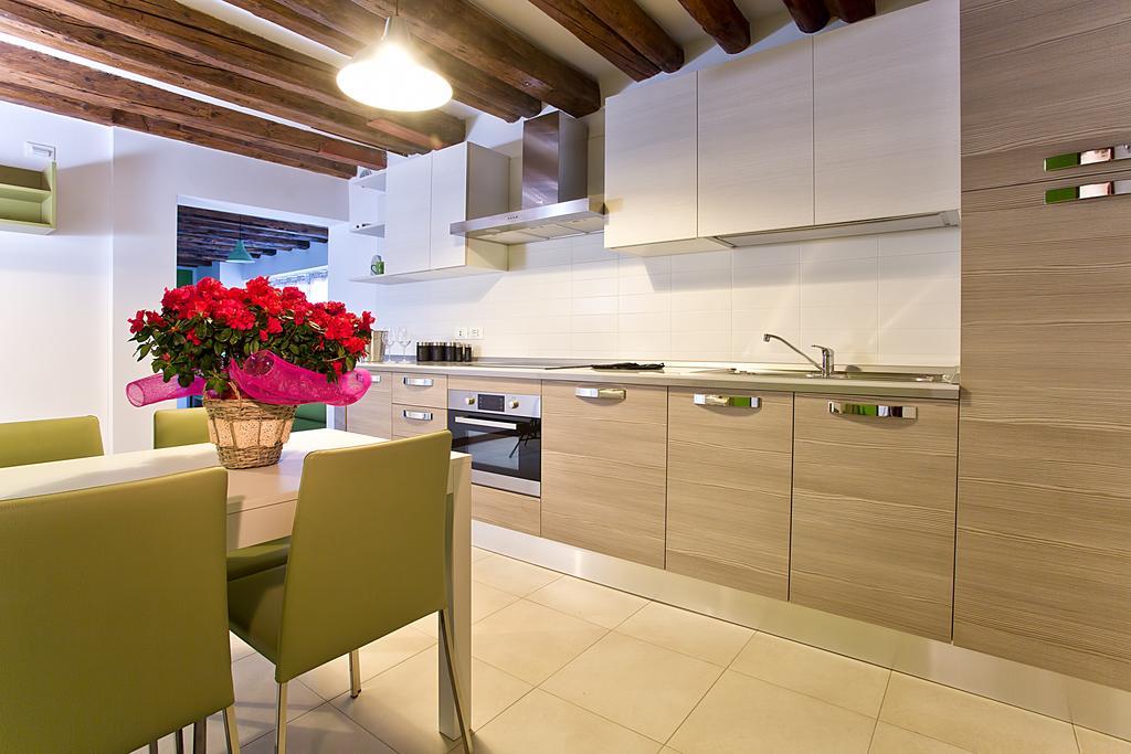 Good Wine Apartments Venesia Ruang foto