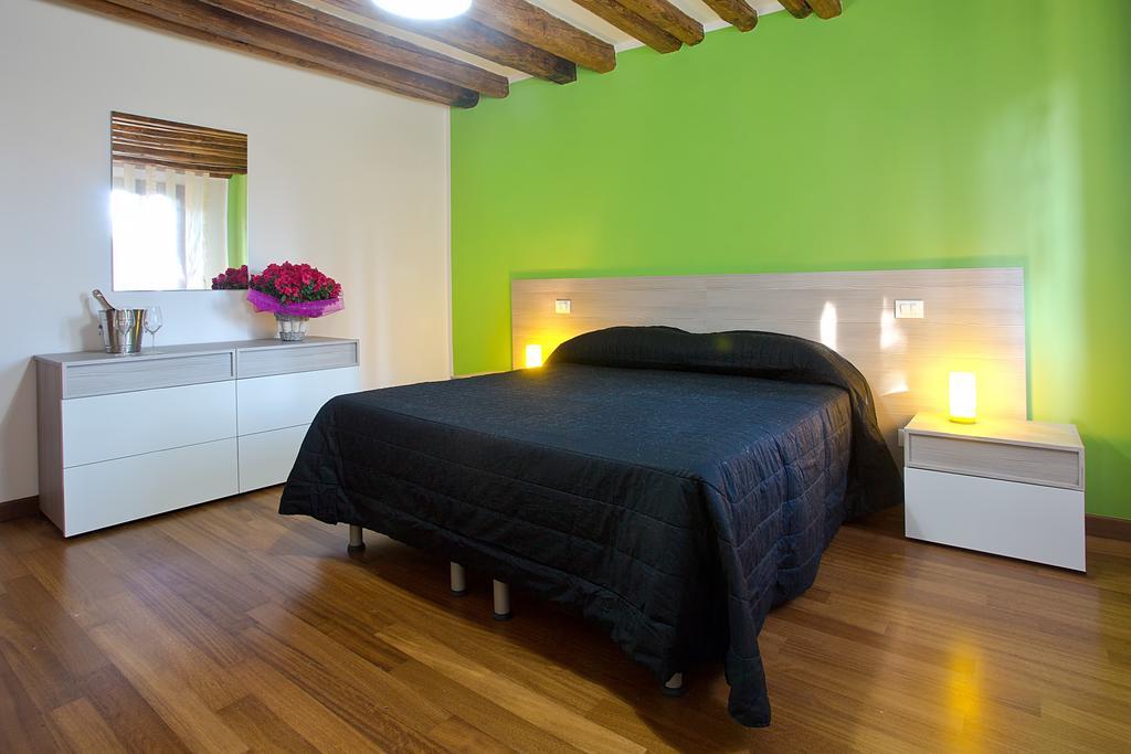 Good Wine Apartments Venesia Ruang foto