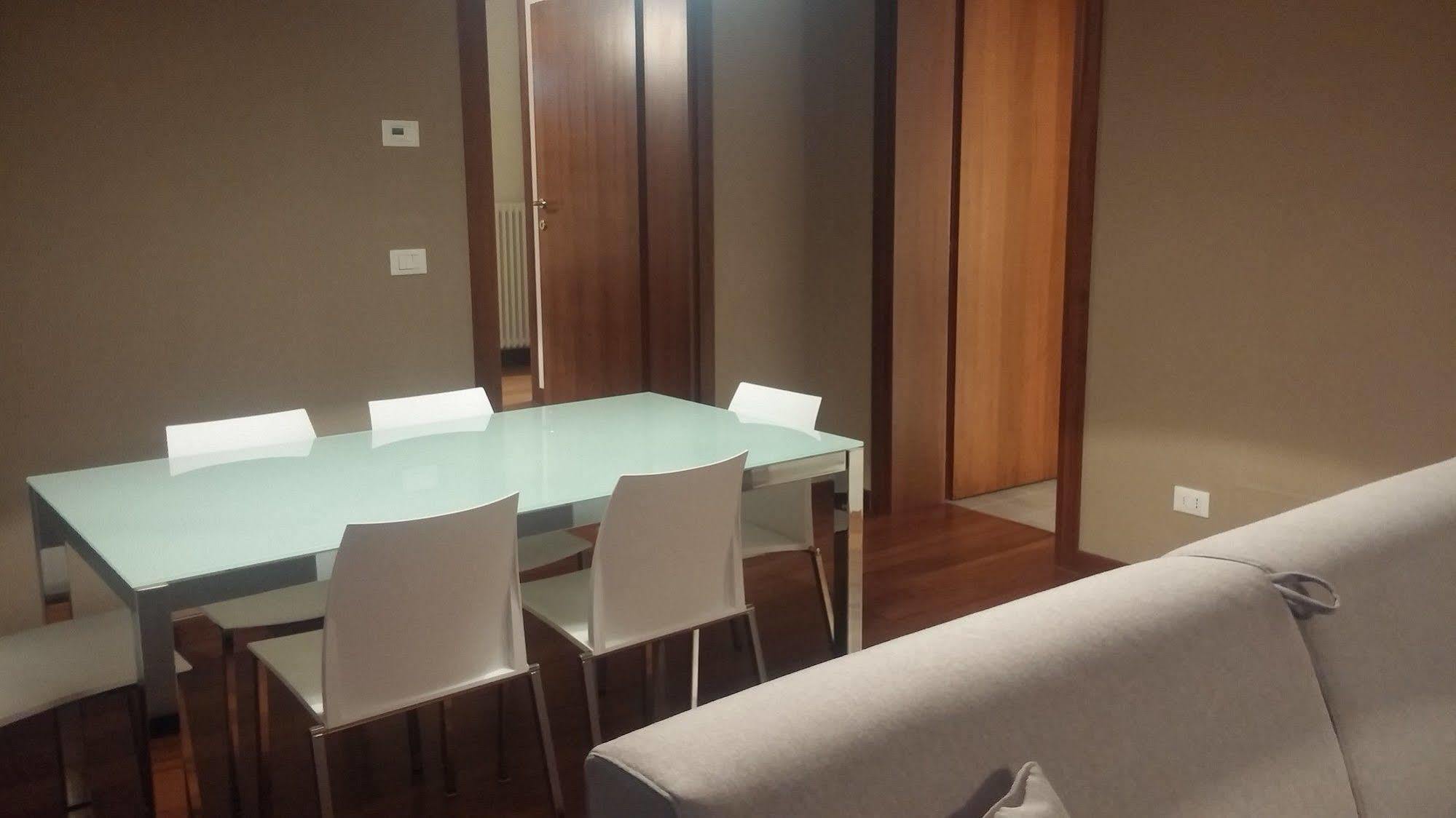 Good Wine Apartments Venesia Bagian luar foto