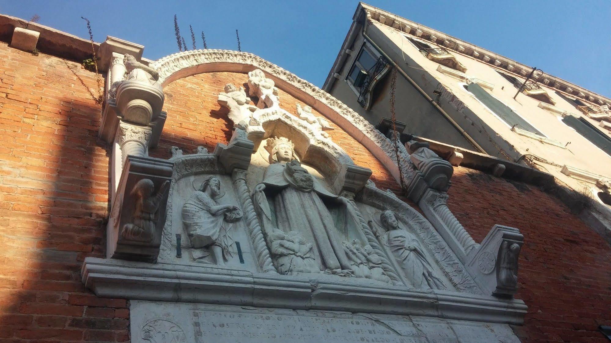 Good Wine Apartments Venesia Bagian luar foto